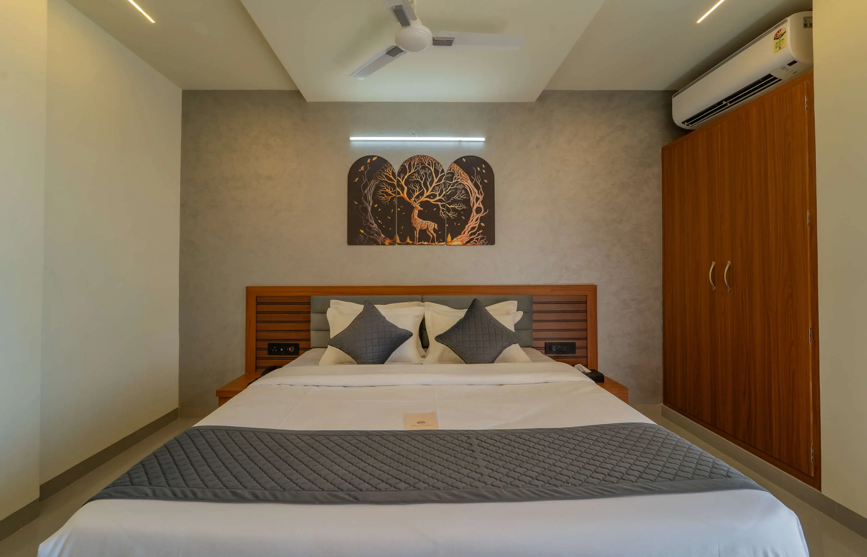 Panna Premium Room